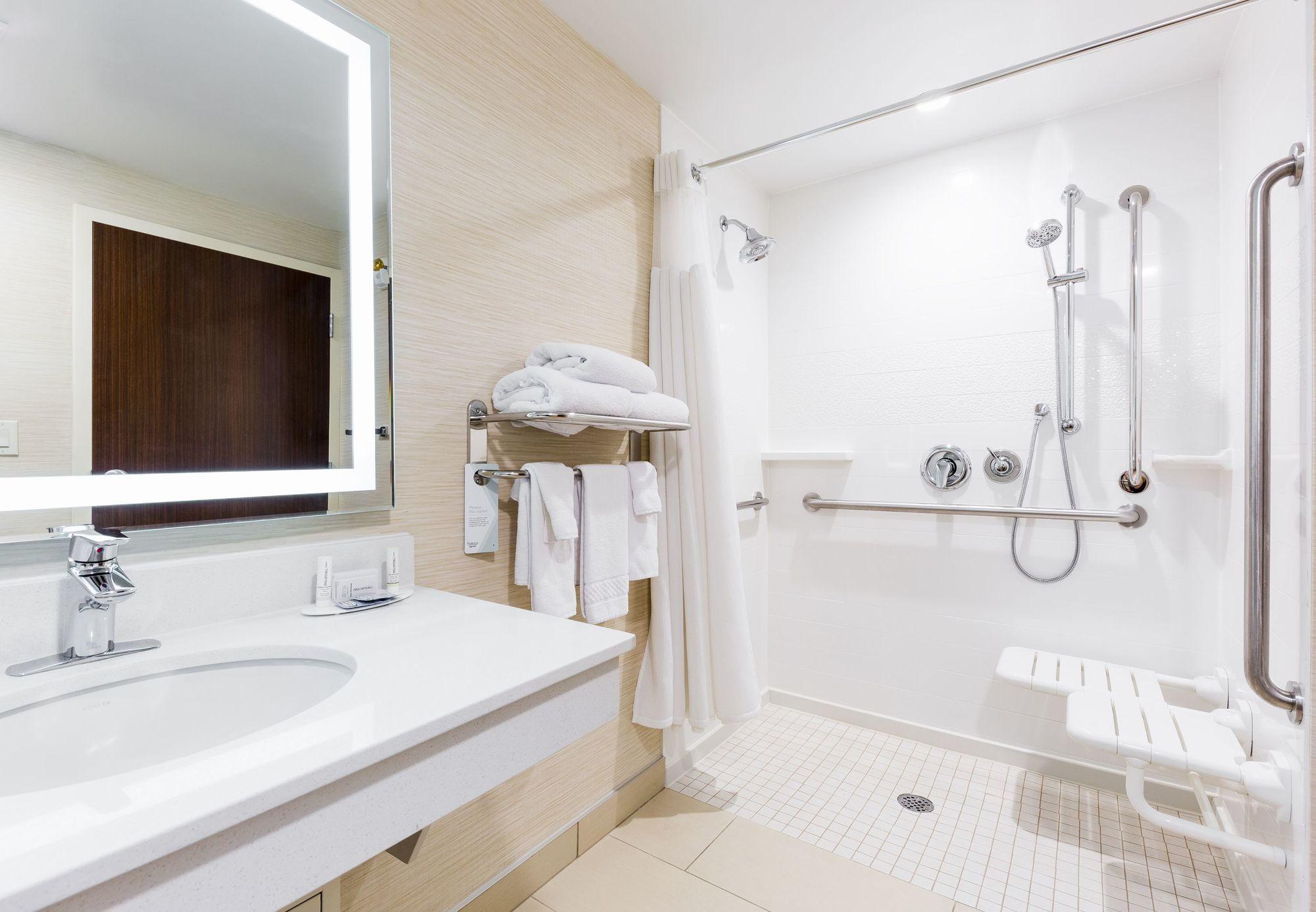 Fairfield Inn & Suites By Marriott Edmonton North Extérieur photo