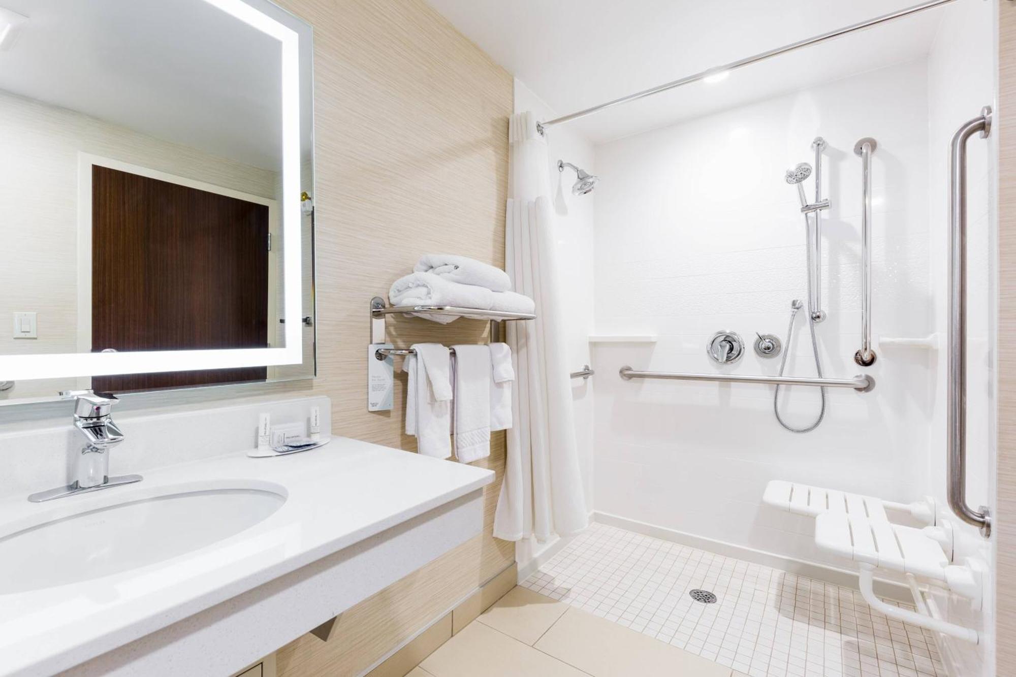 Fairfield Inn & Suites By Marriott Edmonton North Extérieur photo